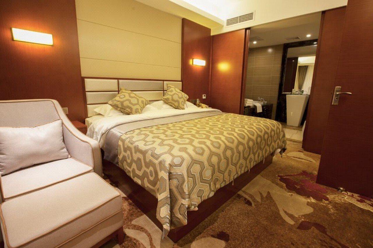 Chengjiang Manor Hotel Екстериор снимка