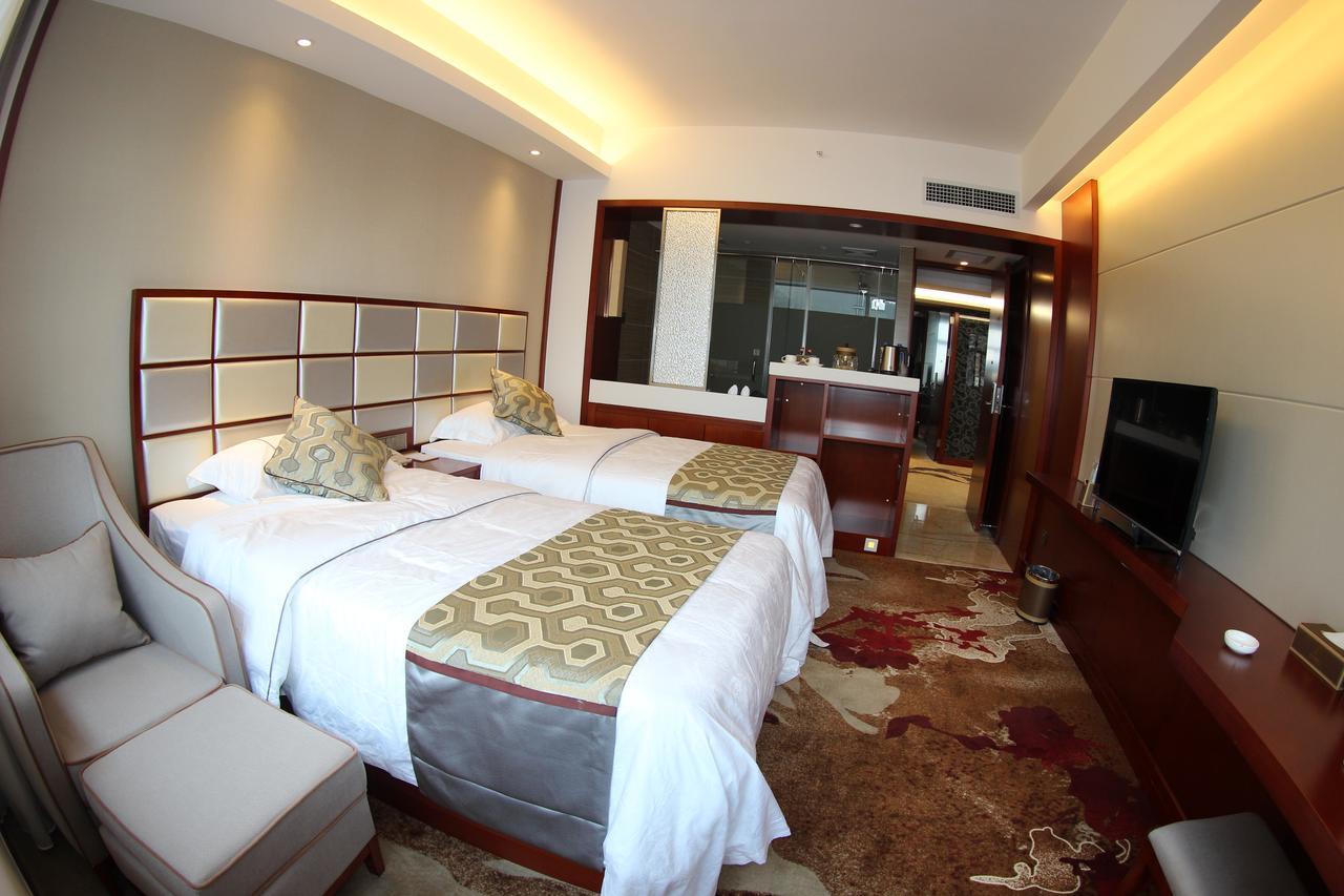 Chengjiang Manor Hotel Екстериор снимка