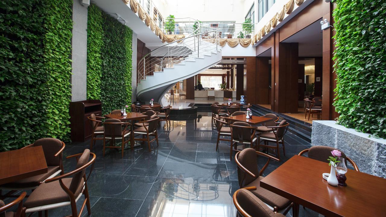 Chengjiang Manor Hotel Екстериор снимка