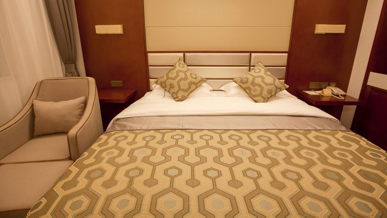 Chengjiang Manor Hotel Екстериор снимка